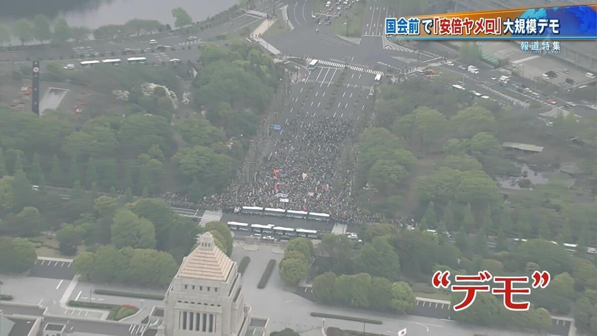 http://livedoor.blogimg.jp/gensen_2ch/imgs/e/0/e064323d.jpg