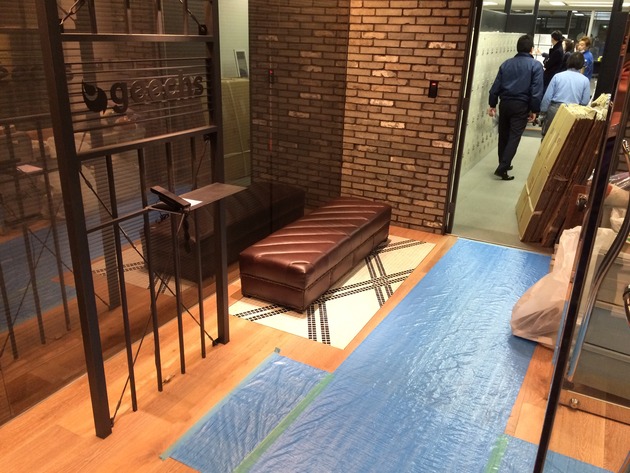 会場は移転前夜の21cafe(渋谷)