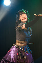 結名さん