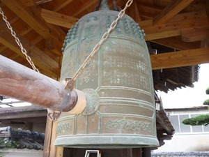 エイプリル (2)