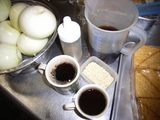 厨房で生姜紅茶