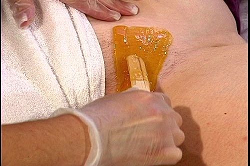w18d-s5_brazilian_bikini_waxing