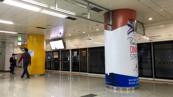 ブラックトイプードル銀座リリー＆ドナ173