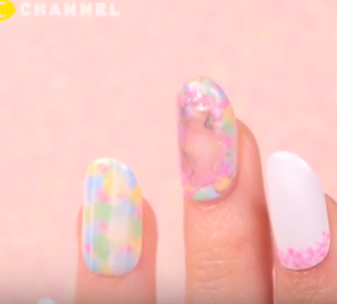 爪の中に水？アクアネイル