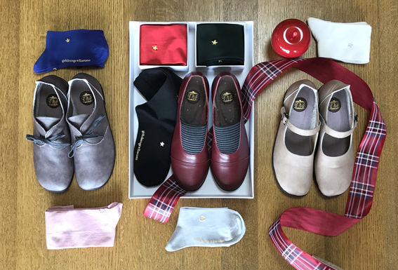 girlieloungekurome-1s