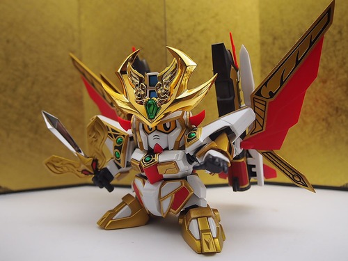 SDX】 『三代目頑駄無大将軍』 胸の紋章が上下逆になっている SDX】 『三代目頑駄無大将軍』 胸の紋章が上下逆になっている