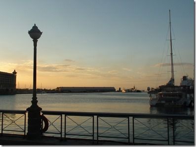 ポートルイスの夕暮れどき ポートルイスの夕暮れどき