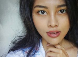 【画像】マ●コまで晒されたリベンジポルノで一番可愛かったのって間違いなくこの子だよな