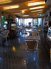 Le Cafe du Grand Bleu_03