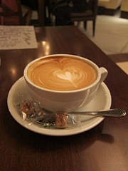 majestic_cafe_02_03