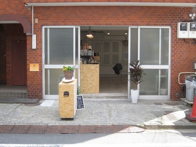 Cafe_Number_Three_01