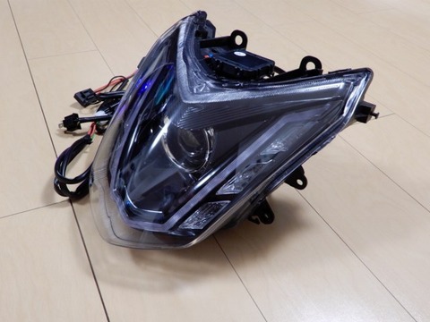 シグナスX 4型 デイライトラインLEDヘッドライトAFS内臓 シグナスX 4型 デイライトラインLEDヘッドライトAFS内臓