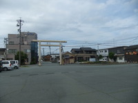二見浦駅前