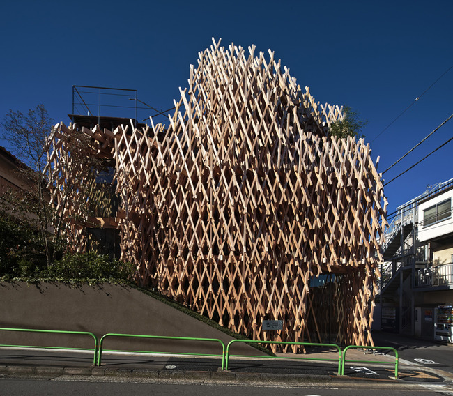 おもしろい建築物の画像張っていく