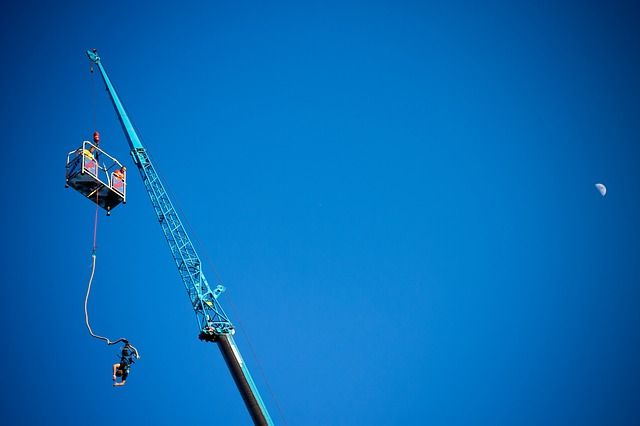 bungee-jumping-174787_640