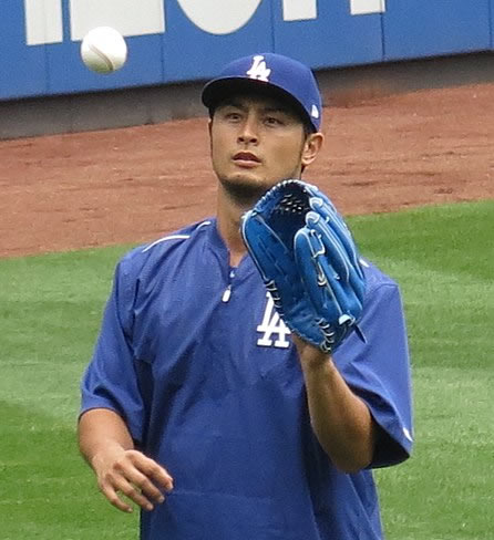 446px-Yu_Darvish_on_August_5,_2017