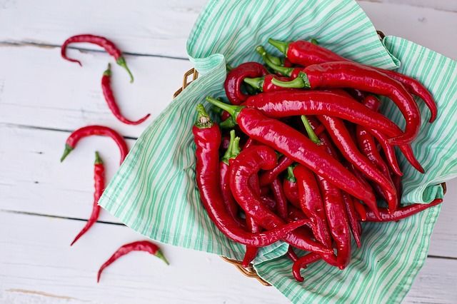 cayenne-peppers-2779832_640