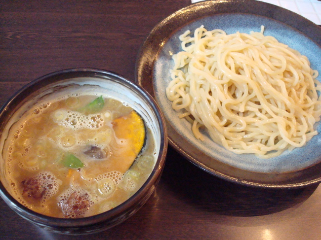 麺彩房