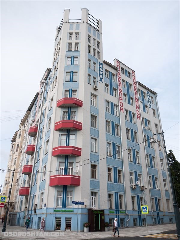 mo01.jpg
