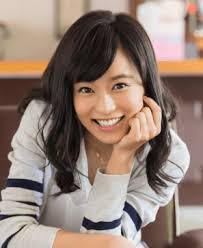 小島瑠璃子