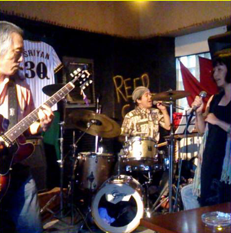 live3