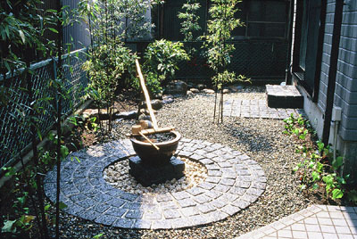 c00495df.jpg