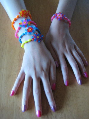110820armband2