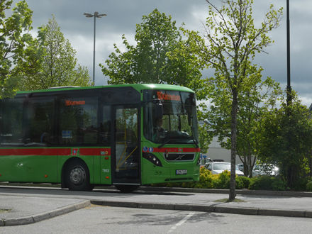 150517buss5