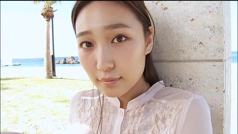 Mai name is 中世古麻衣
