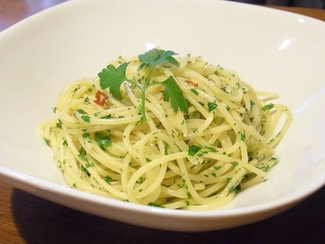 R0041879_イタリアンパセリたっぷりパスタ_20110503