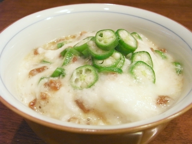 R0026702_丸オクラ納豆とろろ丼_20100808