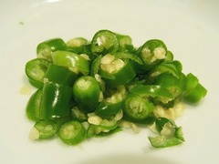 R0043928_鷹の爪青唐辛子刻み_20110716