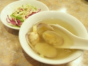 R0012016_蓬莱閣のランチのスープとサラダ