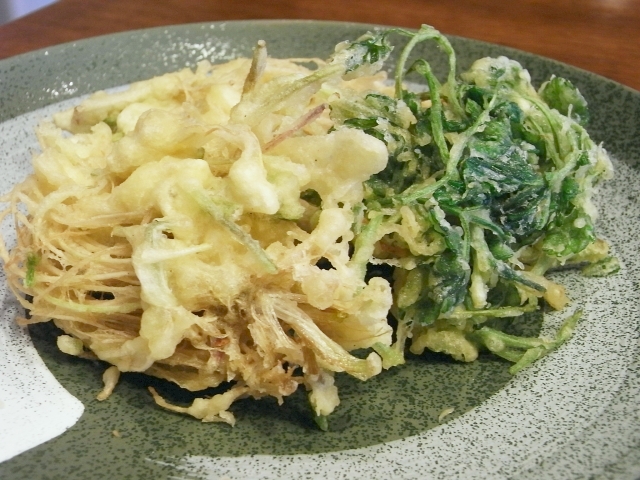 R0022238_セリの根と葉のかき揚げ_20091223