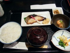 R0047769_日本橋人形町ランチ_魚久ぎんだら京粕漬定食_20120131