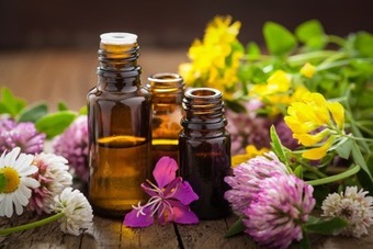alternative-medicine-aromatherapy-career