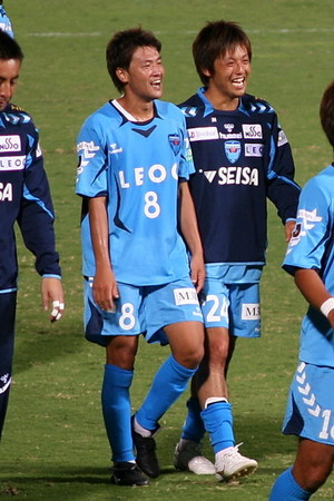 横浜FC 2006サッカーユニフォーム 小野智吉18 Jリーグ サイン入り 長袖