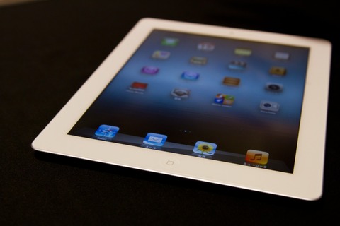 N695_kuroittableniokaretaipad_TP_V
