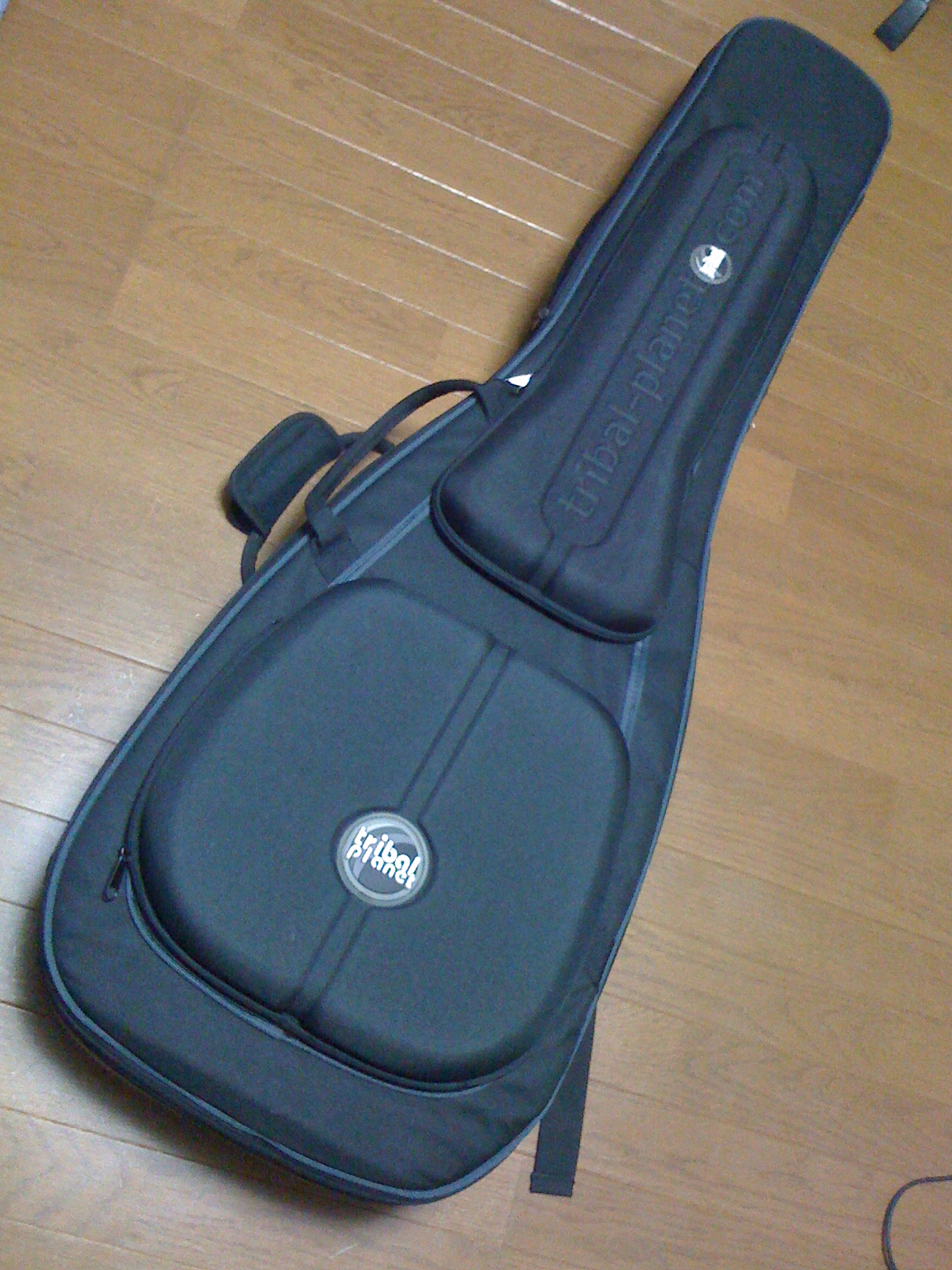 Tribal Planetの2本用ベースケース（GSX-5 B2K） : Like This