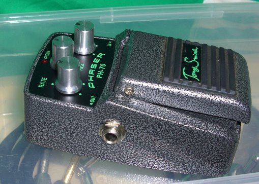 ハードオフはマイ行きつけの楽器店だって言ってるじゃないですか