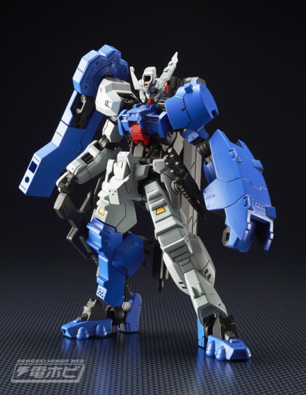 003Ph001-440x567