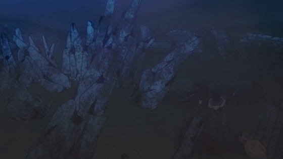 00121
