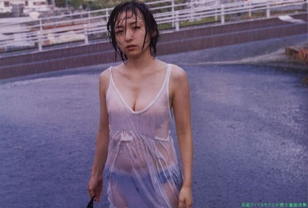 加護 亜依 8