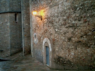 monasteriolamp2