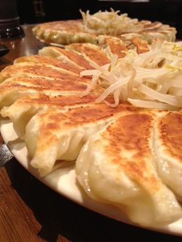 石松 餃子大 1050円