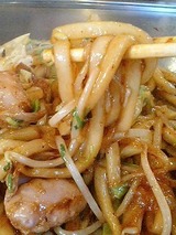 喃風宮西店 ホルモン焼うどん 920円