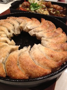 鉄なべもり家 鉄なべ餃子
