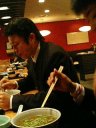 !必死に食べる帯&池!