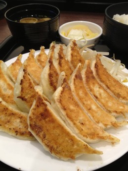 石松餃子 NEOPASA浜松 餃子定食