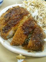とんかつ+キャベツ+シジミ汁+ご飯=とんかつ定食700円